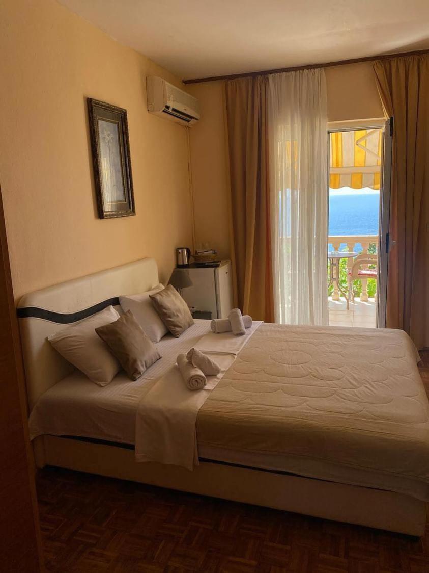 Apartments Dunja Sveti Stefan Eksteriør billede